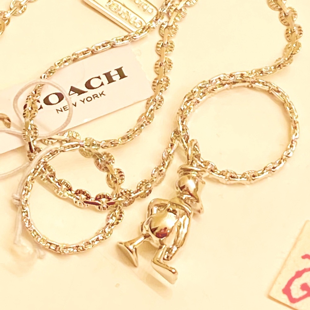 💰SOLD💰Coach x Disney Donald Duck Necklace - Picture 11 of 11